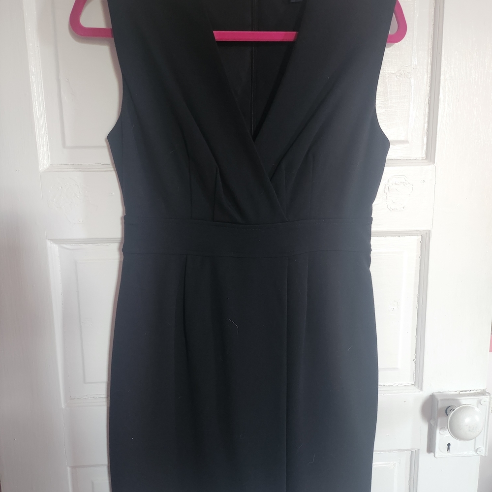 Elegant Black Sleeveless Dress